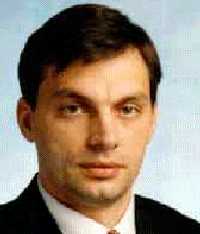 Dr. Orbán Viktor Magyarország Miniszterelnöke   -   jogász.